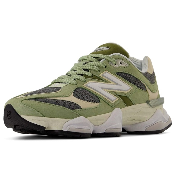🥝 NEW BALANCE 9060 LIGHT GREEN WHITE 🥝 - Picture 3 of 5